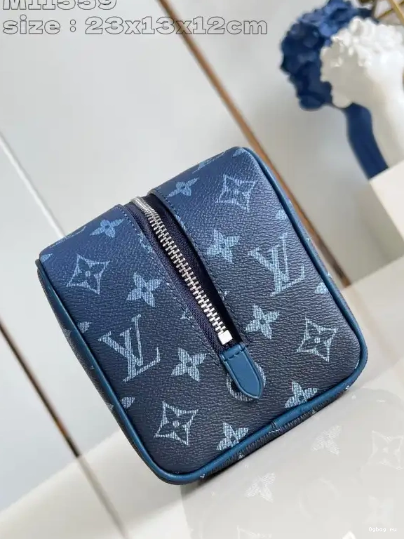 VUITTON DOPP bag-23*13*12CM LOUIS LOCKER KIT 0506